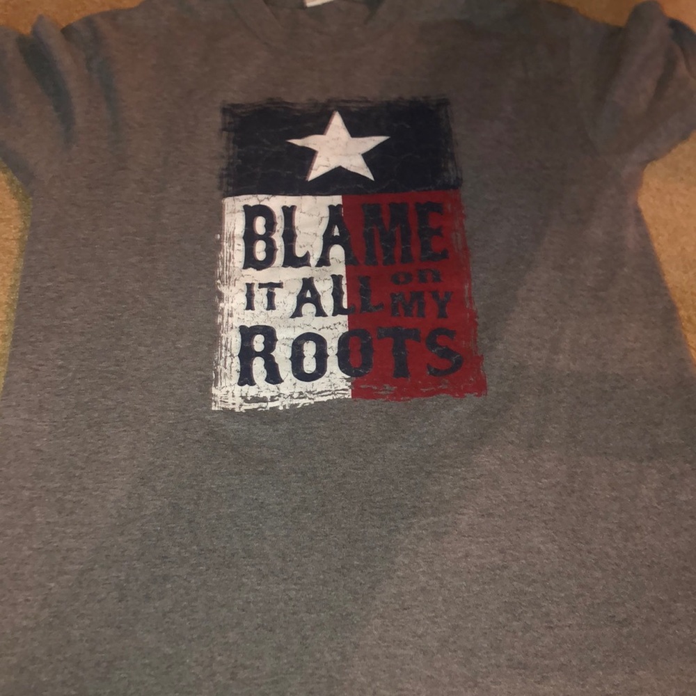 Tee shirt